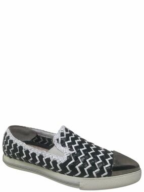Rare Miu Miu Black & White Woven Leather Metal Cap Toe Slip On Sneakers Size 9